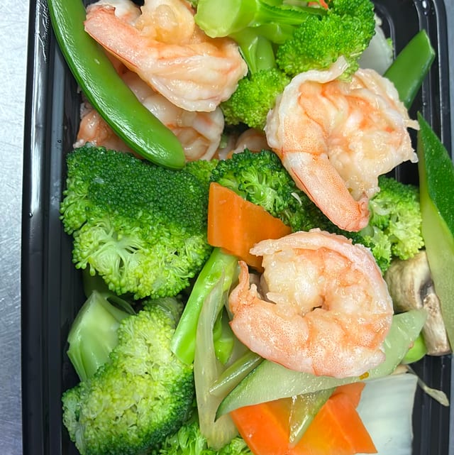 Steamed Shrimp with Mixed Veggies.
