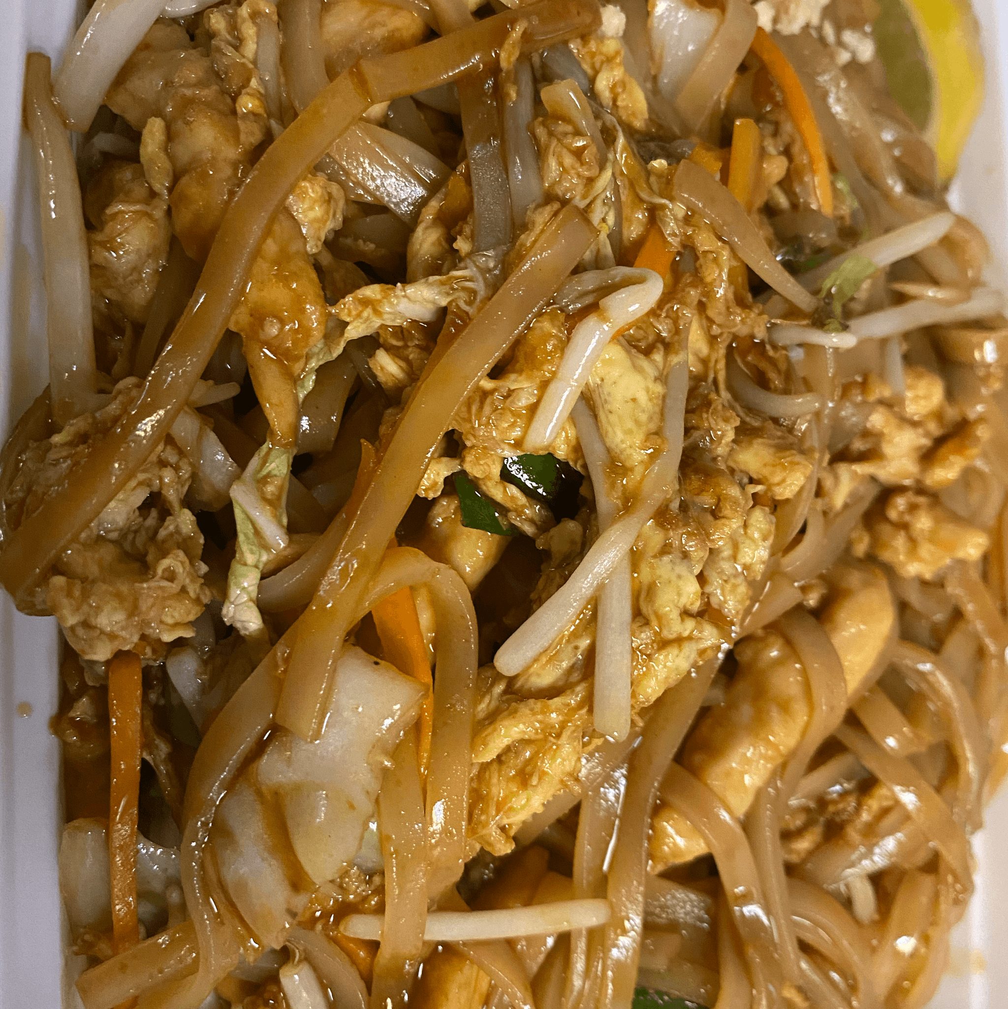 Chicken Pad Thai.