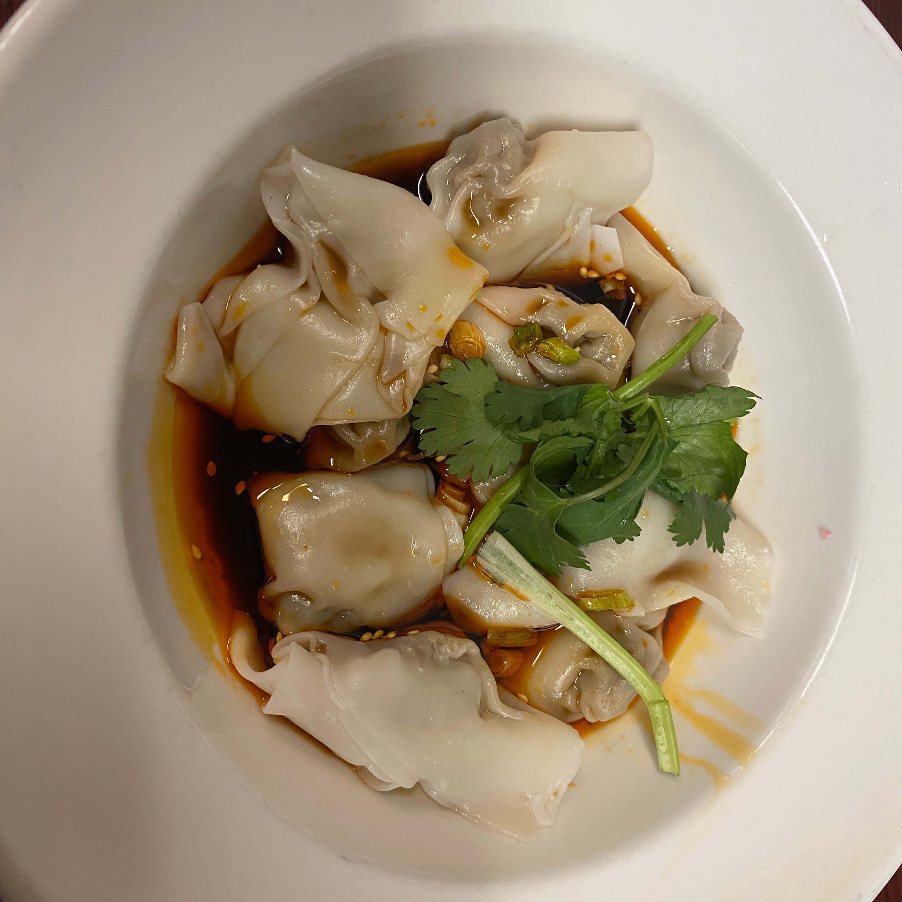 Wontons in Chili Oil 红油抄手。.