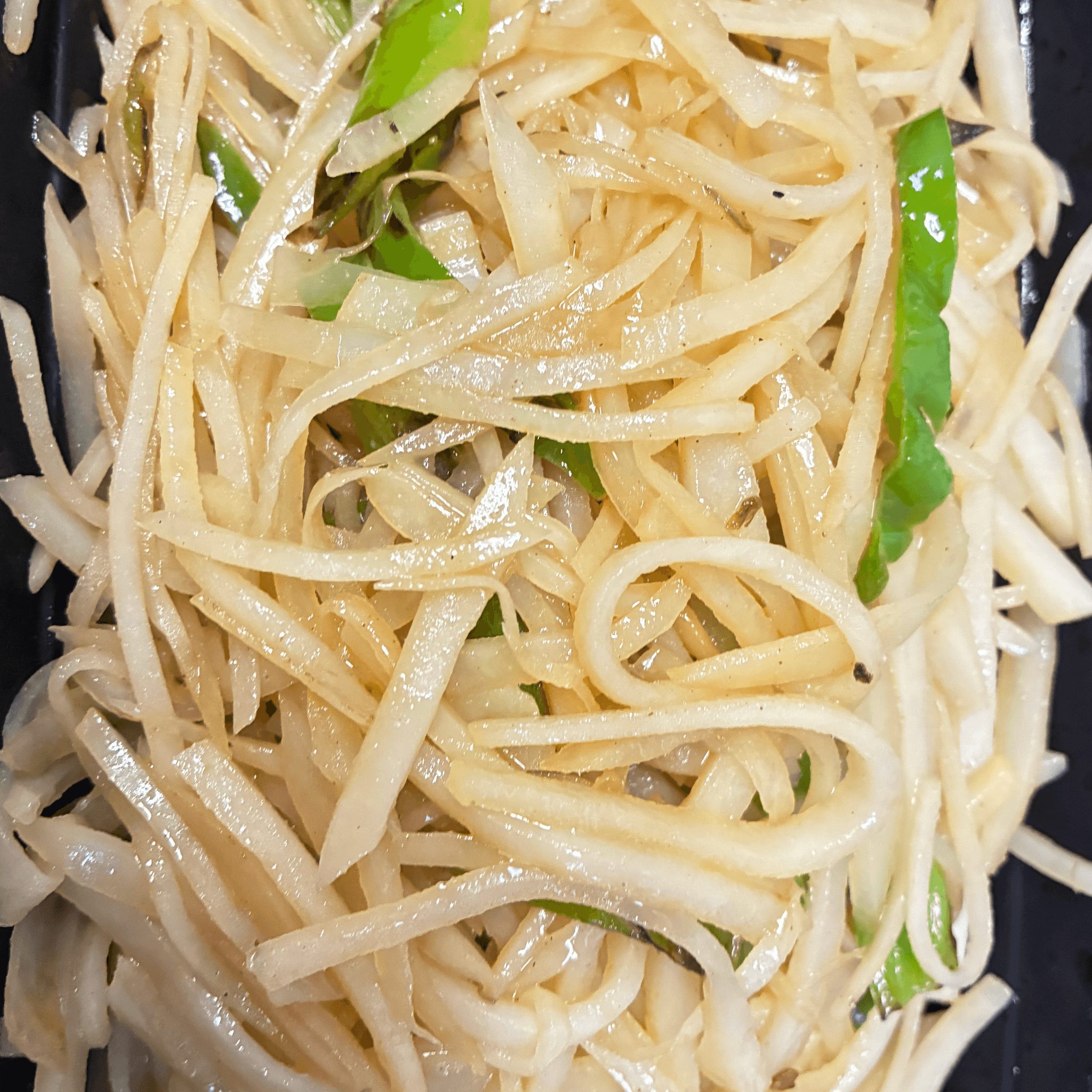 Sauteed Shredded Potato with Cayenne Chilies 尖椒土豆丝.