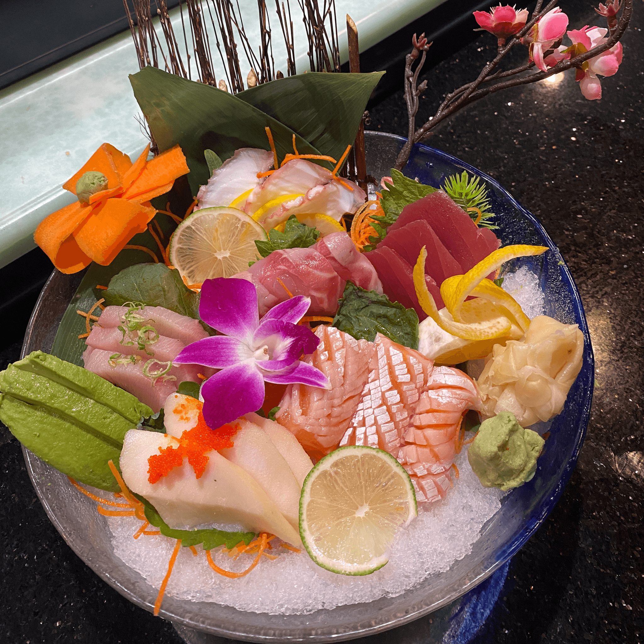 Sashimi Deluxe.
