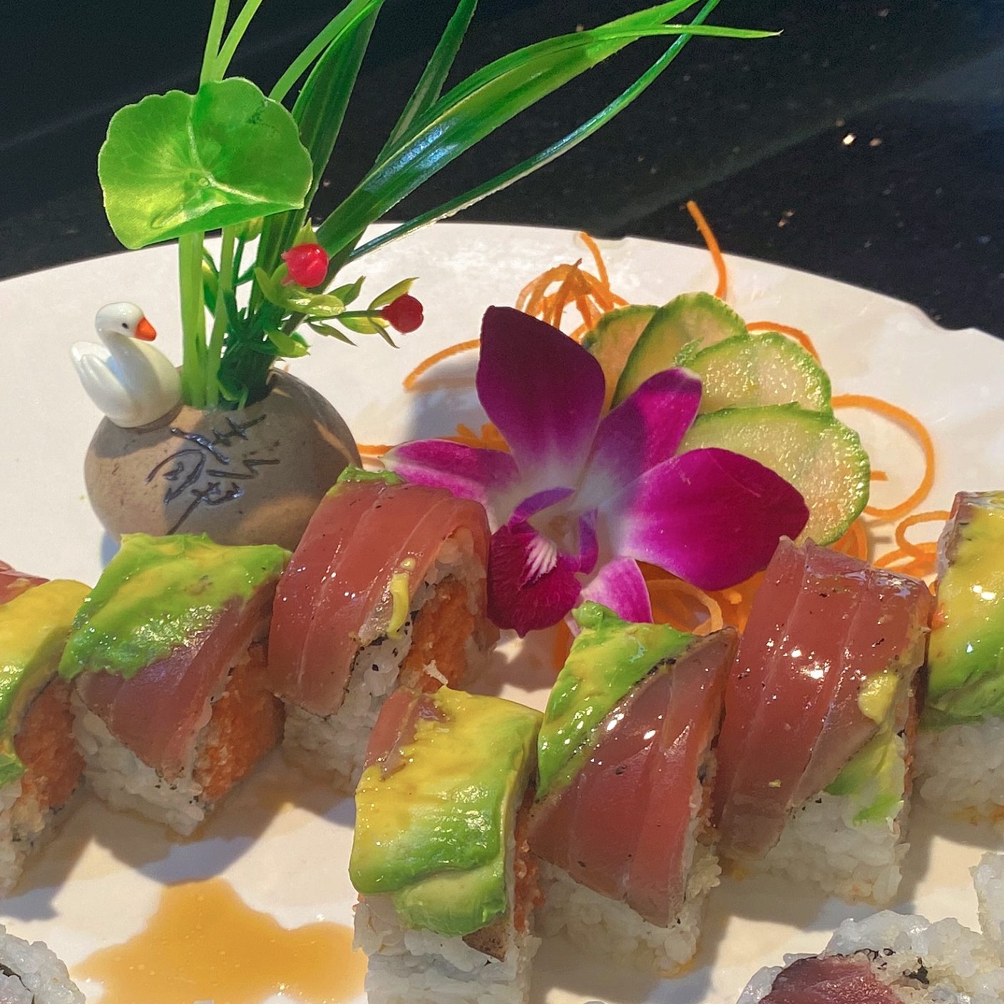 Dancing Tuna Roll.