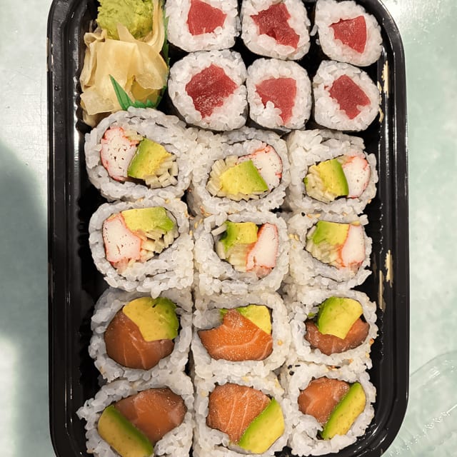 Maki Combo.