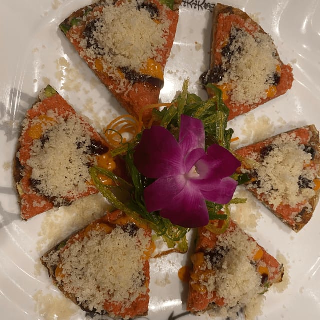 Spicy Tuna Pizza.