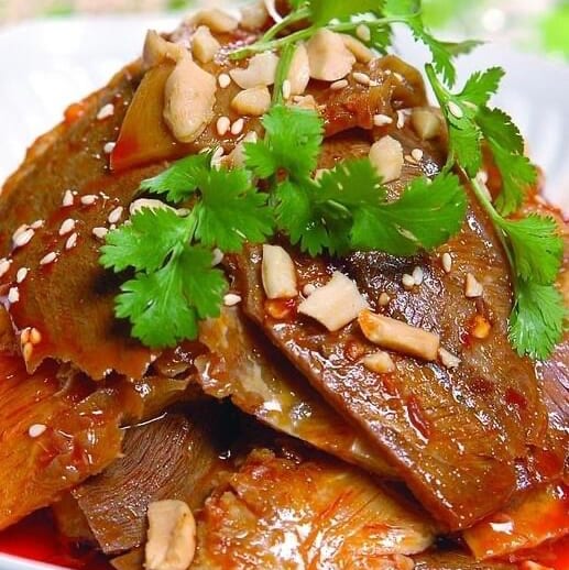 Sliced Beef Tendons with Chili Sauce 夫妻肺片.